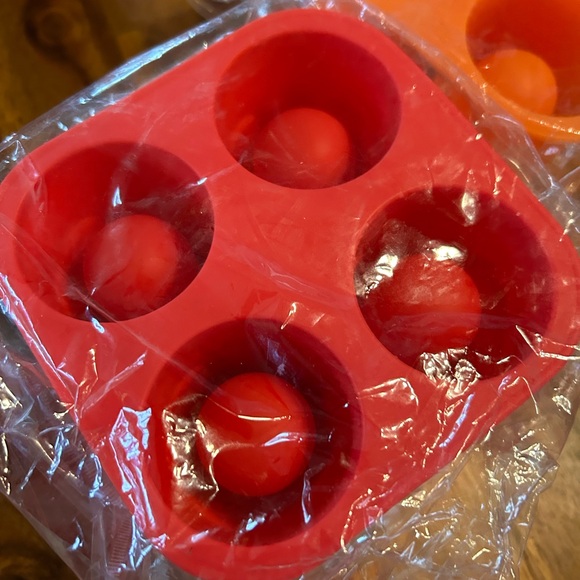 50% off original listed price Ice/jello molds - Picture 2 of 3